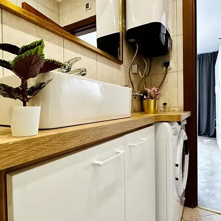 Apartello Modern - Casa Real In *